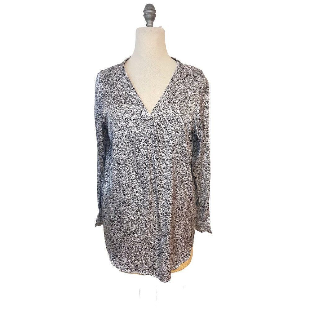 Beautiful Italian silk-blend blouse EUC